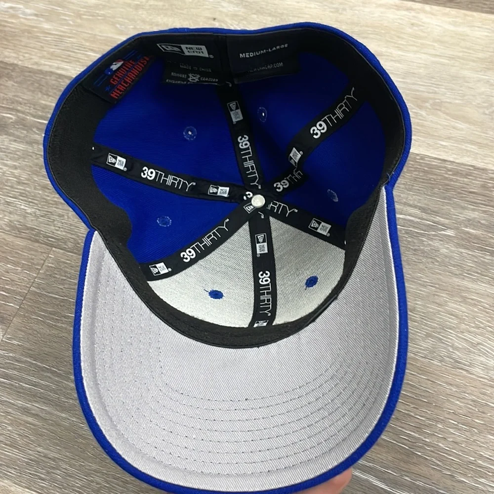 New Era Genuine Merchandise Chicago Cubs 39Thirty Flex Fit Size M/L